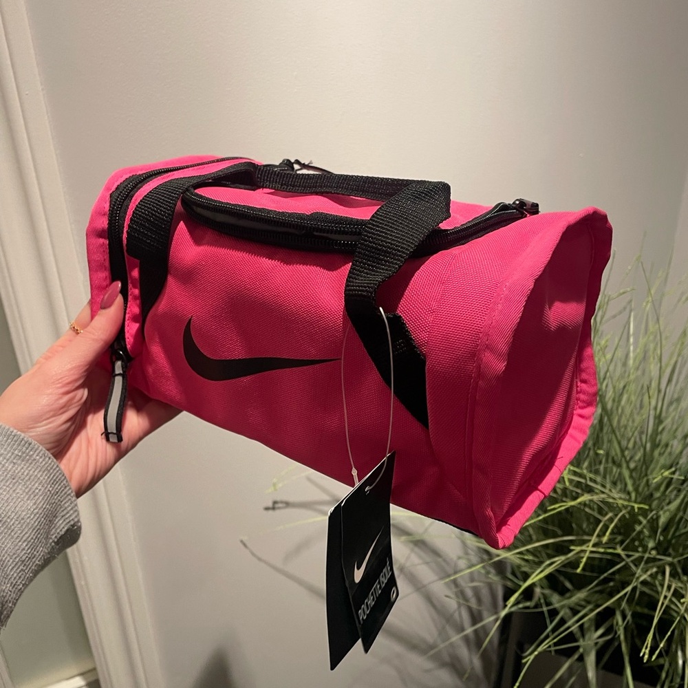 Nike: Kids Lunchbox Duffle